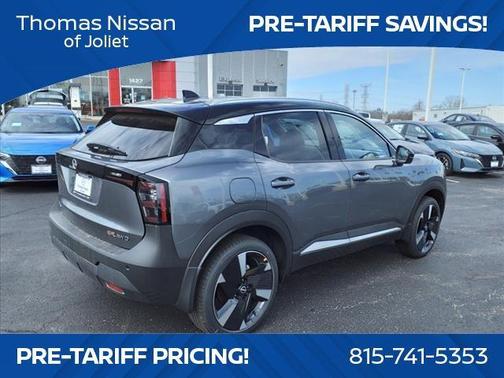 2025 Nissan Kicks SR