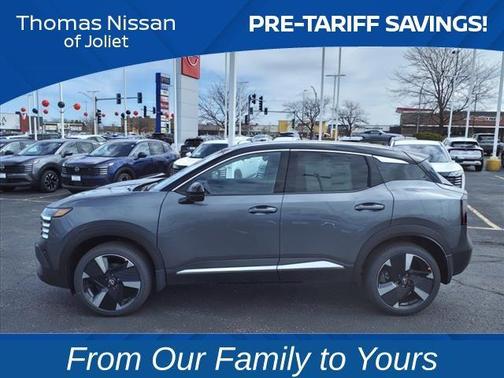 2025 Nissan Kicks SR