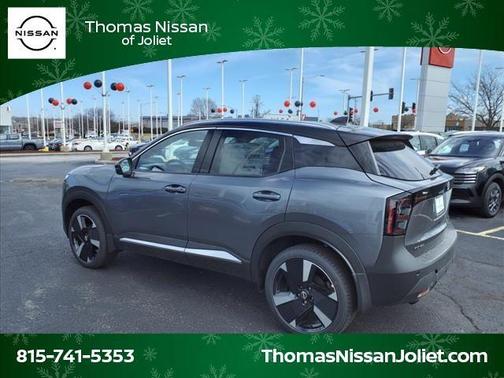 2025 Nissan Kicks SR