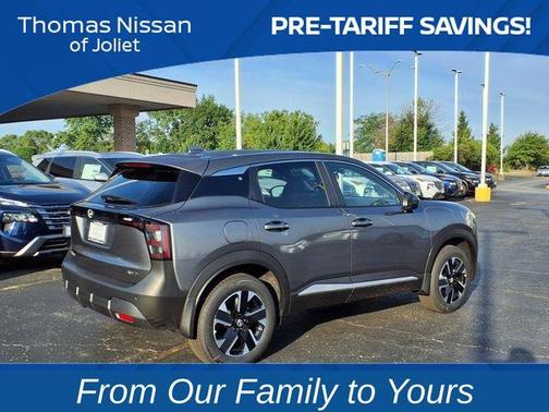2025 Nissan Kicks SV