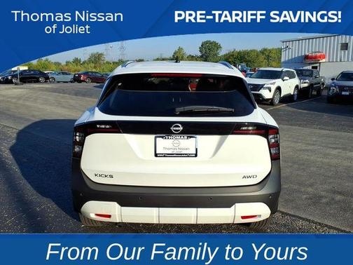 2026 Nissan Kicks SV