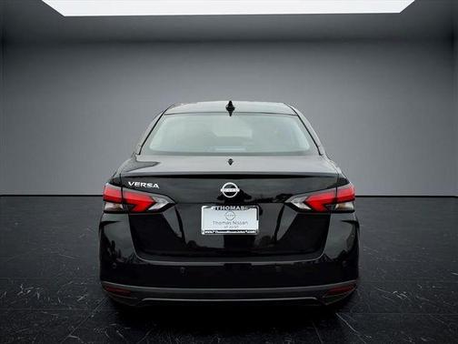Black 2025 Nissan Versa 1.6 SV
