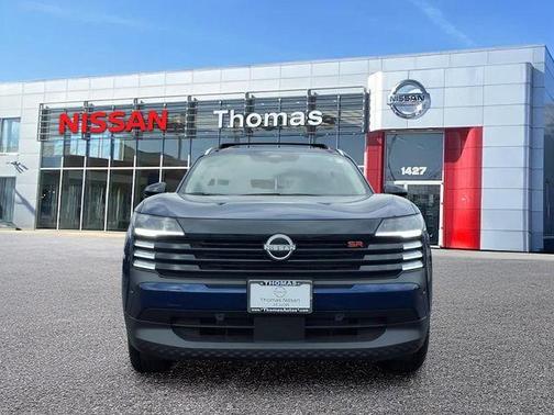 Deep Blue Pearl 2026 Nissan Kicks SR