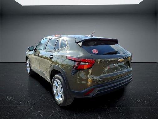 Harvest Gold / Bronze 2024 Chevrolet Trax LS
