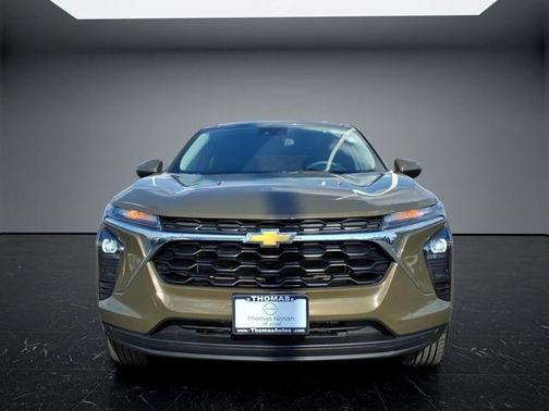 Harvest Gold / Bronze 2024 Chevrolet Trax LS