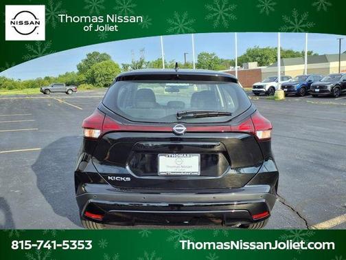 2025 Nissan Kicks Play S