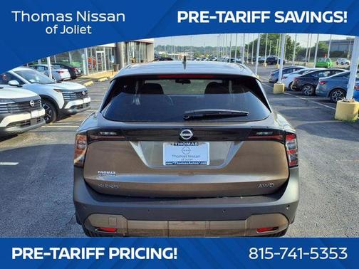 2025 Nissan Kicks SV
