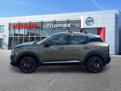 Canyon Bronze Metallic 2026 Nissan Kicks SR