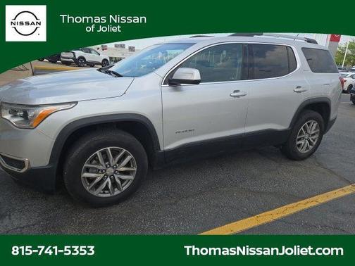 2017 GMC Acadia SLE-2