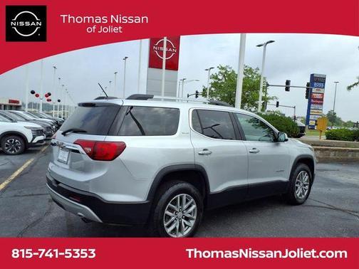 2017 GMC Acadia SLE-2