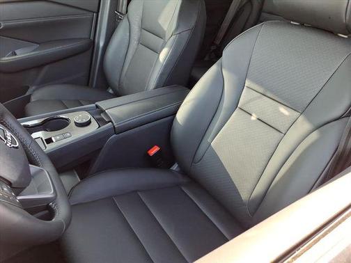 2026 Nissan Rogue DA