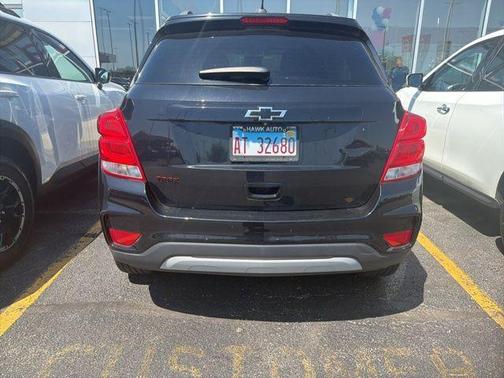 Mosaic Black Metallic 2018 Chevrolet Trax LT
