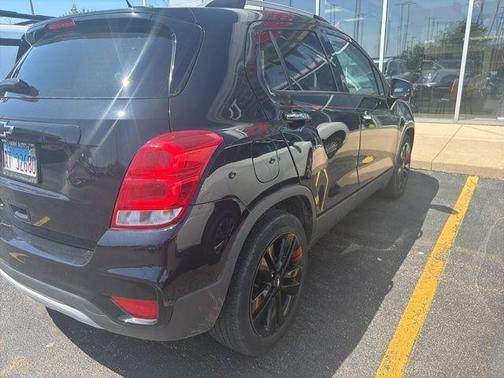 Mosaic Black Metallic 2018 Chevrolet Trax LT