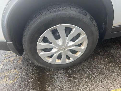 Brilliant Silver 2016 Nissan Rogue S