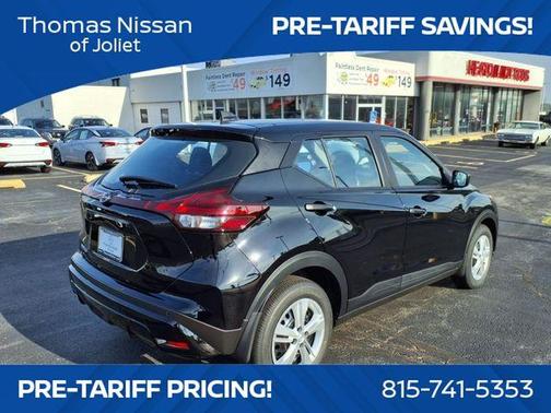 2025 Nissan Kicks Play S