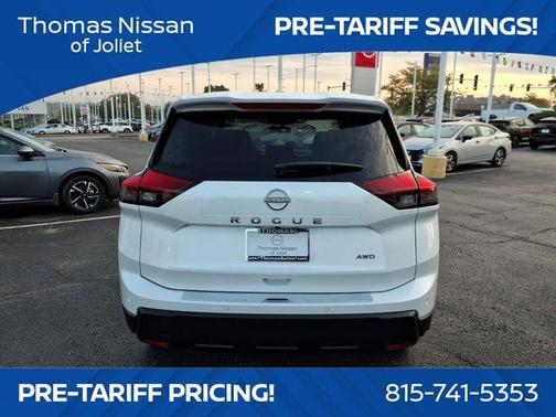 2026 Nissan Rogue SV