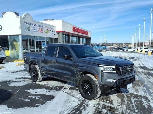 2023 Nissan Frontier SV