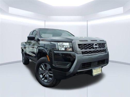 Black 2025 Nissan Frontier SV