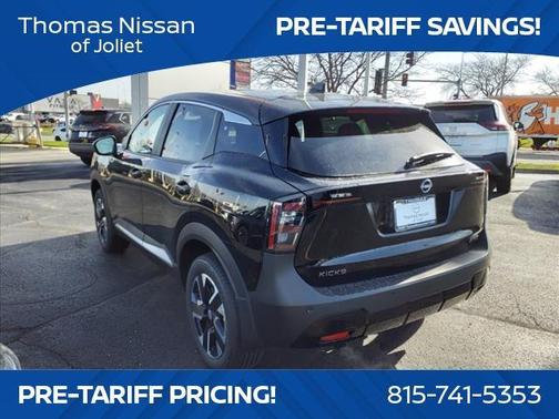 2025 Nissan Kicks SV