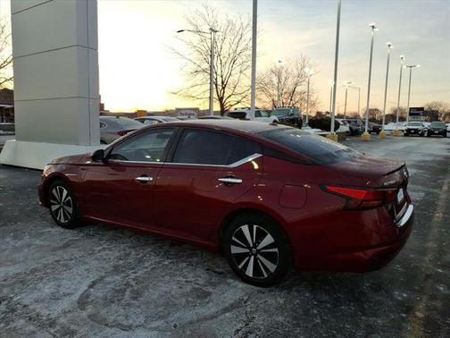 2022 Nissan Altima 2.5 SV