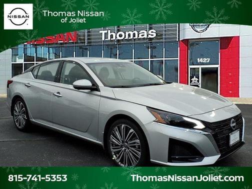 Brilliant Silver Metallic 2025 Nissan Altima SL Sedan