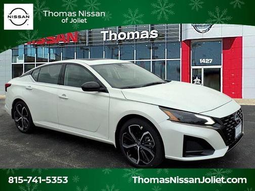 2025 Nissan Altima SR