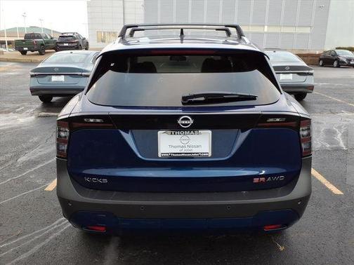 2026 Nissan Kicks SR