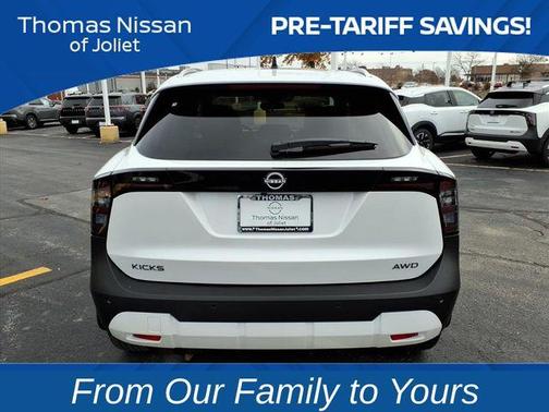 2026 Nissan Kicks SV