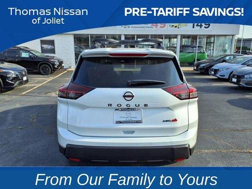 2026 Nissan Rogue Rock Creek