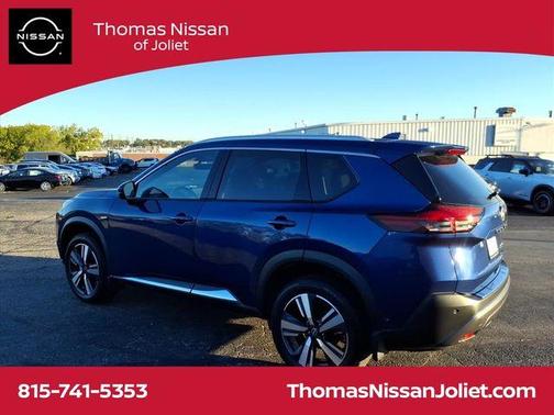 2022 Nissan Rogue SL