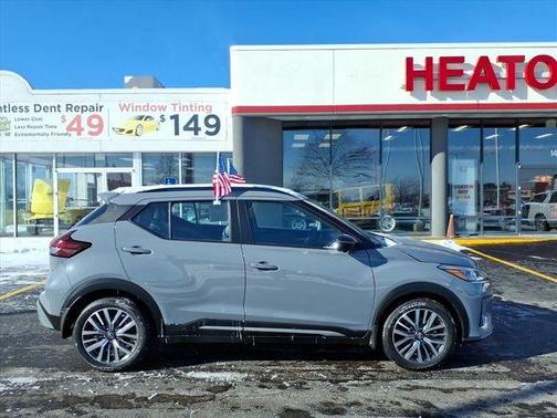 2024 Nissan Kicks SR