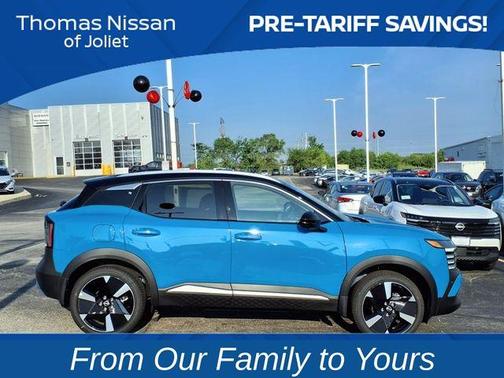 2025 Nissan Kicks SR