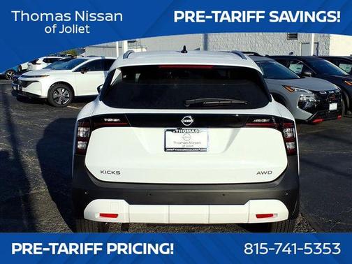 2026 Nissan Kicks SV