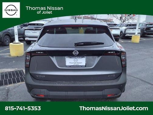 2025 Nissan Kicks SV