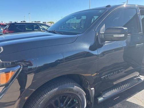 Magnetic Black 2018 Nissan Titan SV