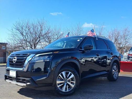 2024 Nissan Pathfinder SL