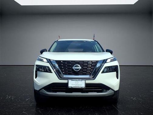 Glacier White 2023 Nissan Rogue S