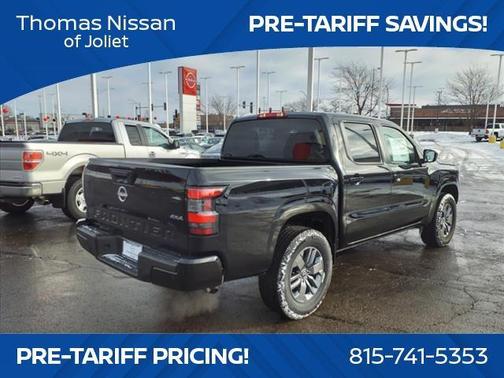 2025 Nissan Frontier SV