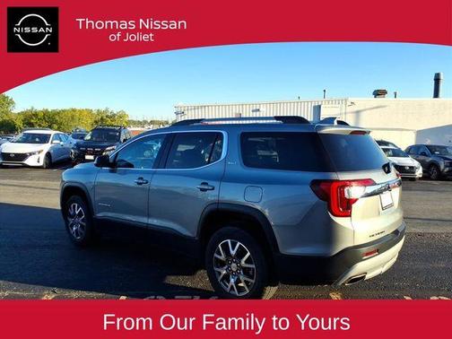 2023 GMC Acadia SLT