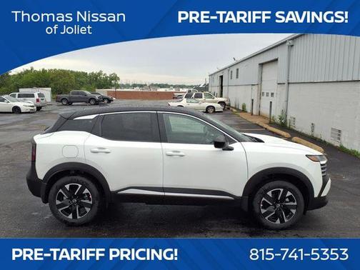 2025 Nissan Kicks SV