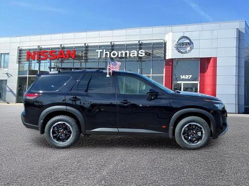 Black 2026 Nissan Pathfinder Rock Creek