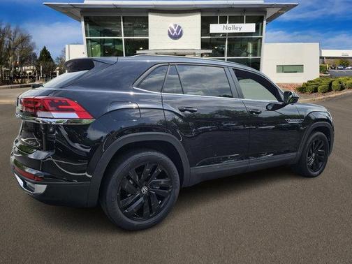 2022 Volkswagen Atlas Cross Sport 3.6L V6 SE w/Technology