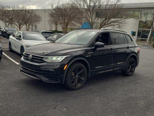 2023 Volkswagen Tiguan 2.0T SE R-Line Black 4MOTION