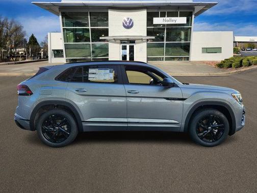 2025 Volkswagen Atlas Cross Sport 2.0T SEL