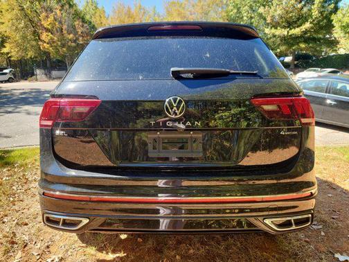 2024 Volkswagen Tiguan 2.0T SEL R-Line 4MOTION