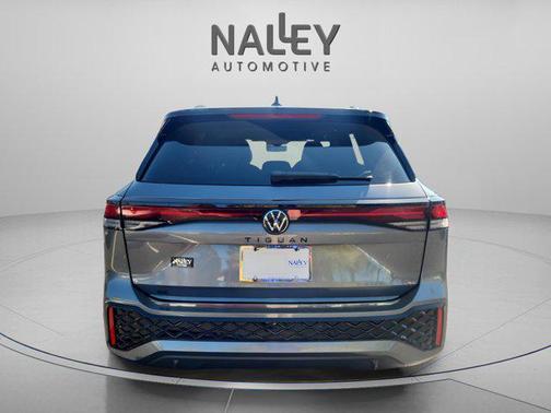 2025 Volkswagen Tiguan 2.0T SE R-Line Black