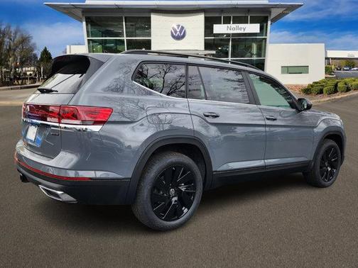 2025 Volkswagen Atlas 2.0T SE w/Technology 4MOTION