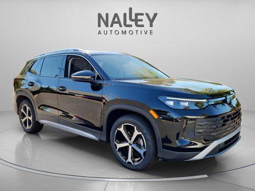 2025 Volkswagen Tiguan 2.0T SE