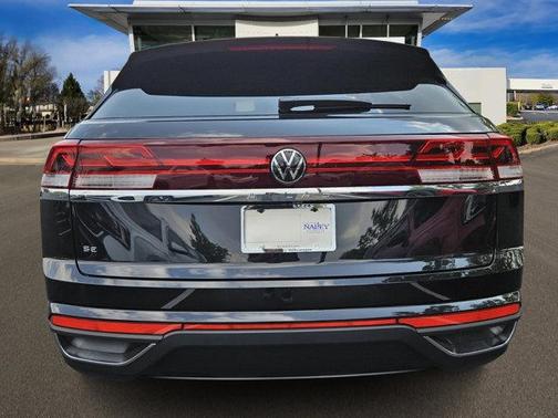 2025 Volkswagen Atlas Cross Sport 2.0T SE