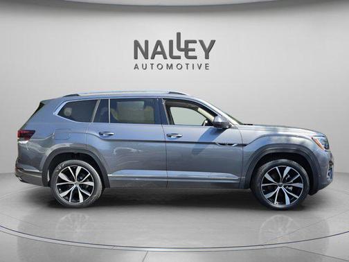 2025 Volkswagen Atlas 2.0T SEL Premium R-Line 4MOTION